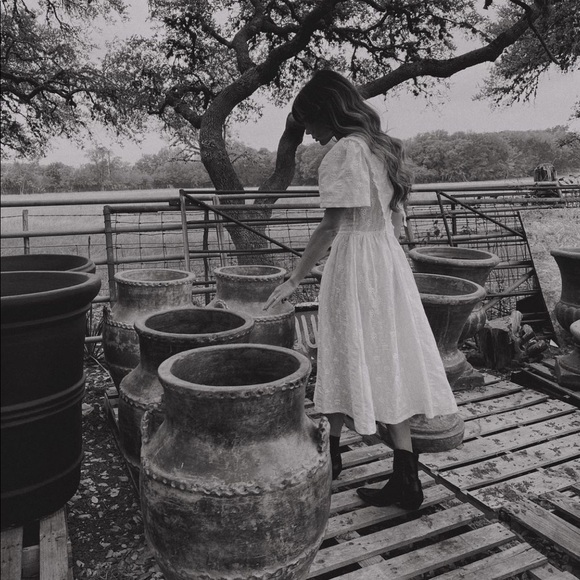 Nwt Zara voluminous midi dress - Picture 2 of 3